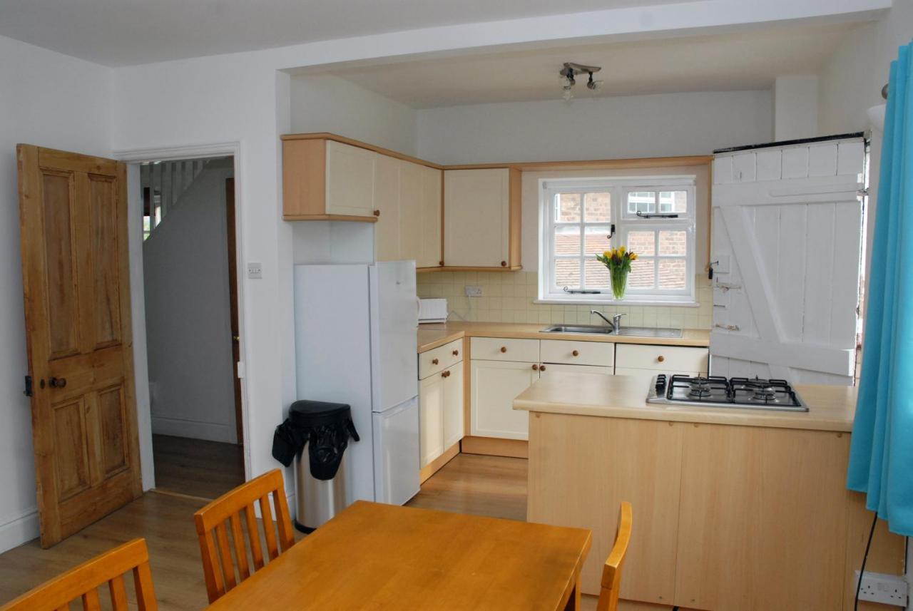 Greysfield Cottage Честер Экстерьер фото